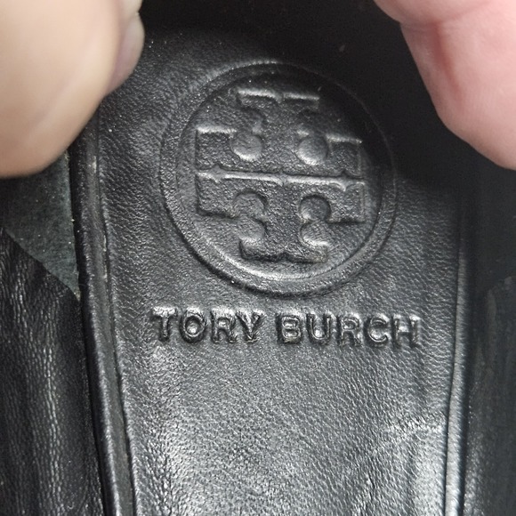 Tory Burch Minnie Travel Black Leather Ballet Flats Women's 7 Silver Logo GUC ** - Picture 2 of 9